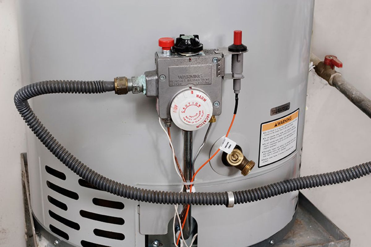 https://www.homeworksenergy.com/wp-content/uploads/2019/12/energy-saving-tip-turn-down-your-hot-water-heater.jpg