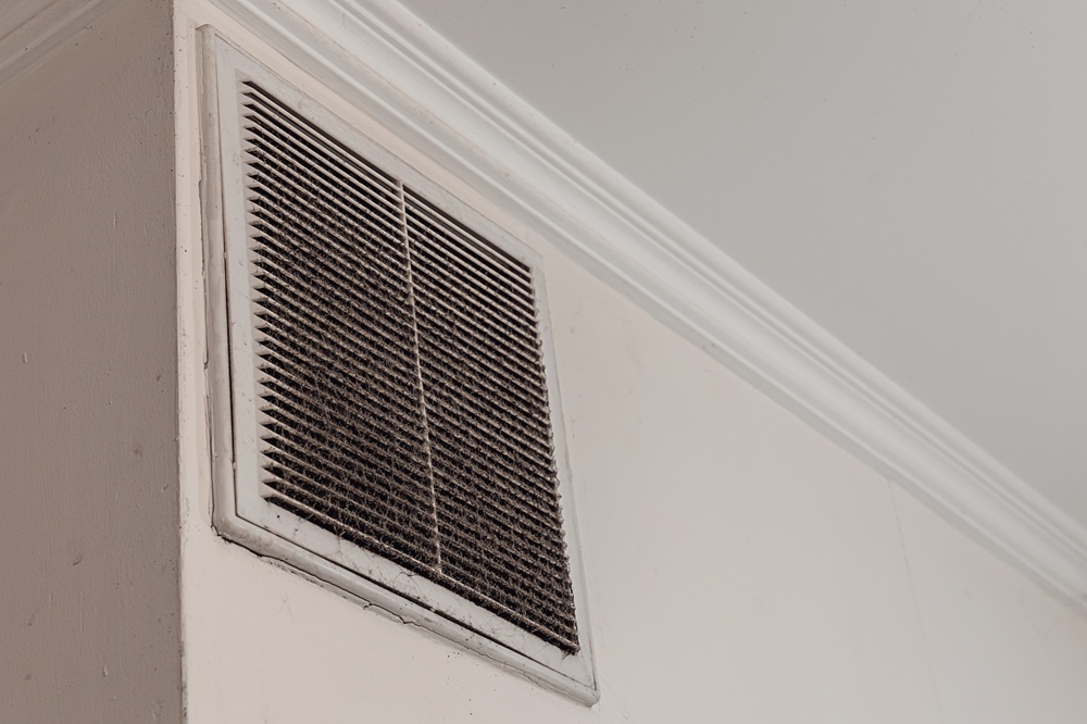Dirty Air Filter Decreases Indoor Air Quality