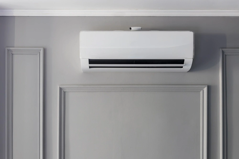 Does a heat pump include AC? An example of a ductless mini split heat pump wall unit air conditioner